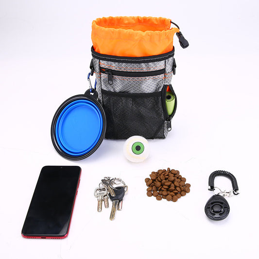 Multifunktionale Trainingstasche mit viel Zubehör. Das Komplett-Set für dich und deinen Hund